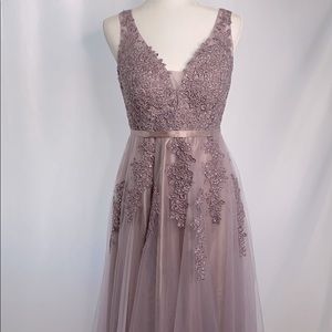 Cindy Collection USA Size Small 2/4 Lavender Gown
